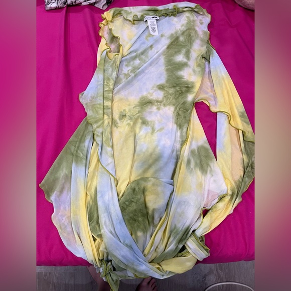 Fashion nova dress - Picture 3 of 3